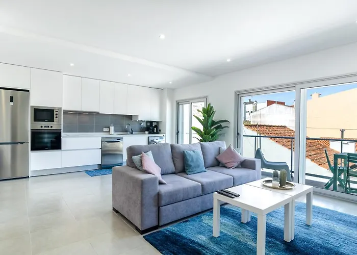 דירה Terracos Do Mar - Rooftop Pool With Sea View נאזרה